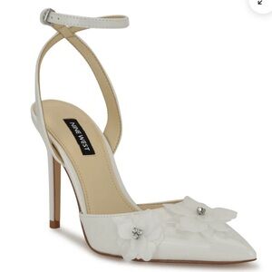 Nine West Fabby3 White Floral Stiletto Heels